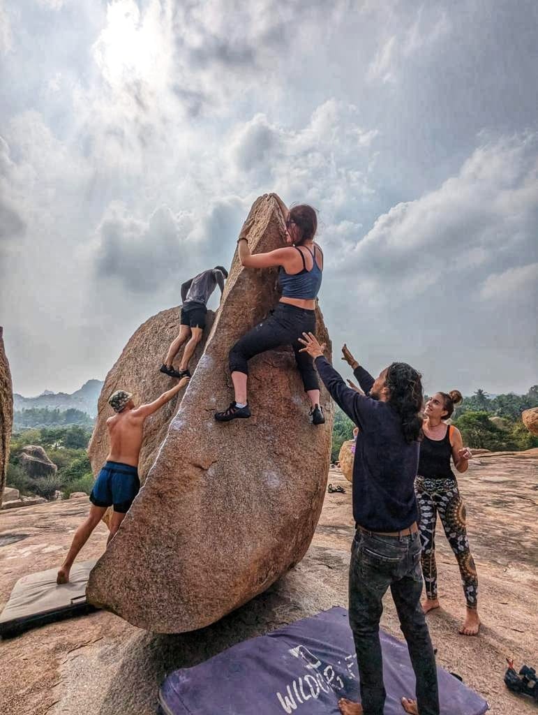 Local Hampi & Bouldering (2D/1N)